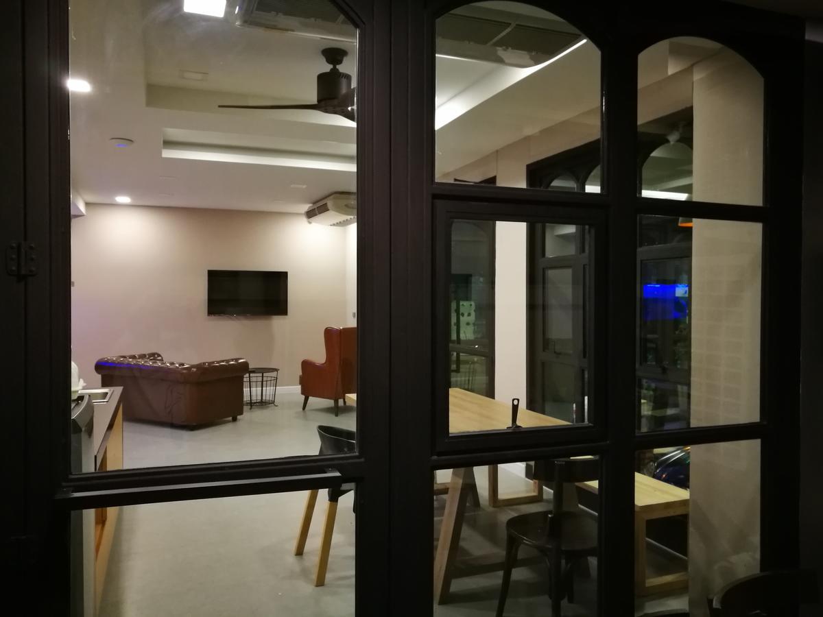 The Hubitat Hostel Ban Khlong Nang Li Εξωτερικό φωτογραφία